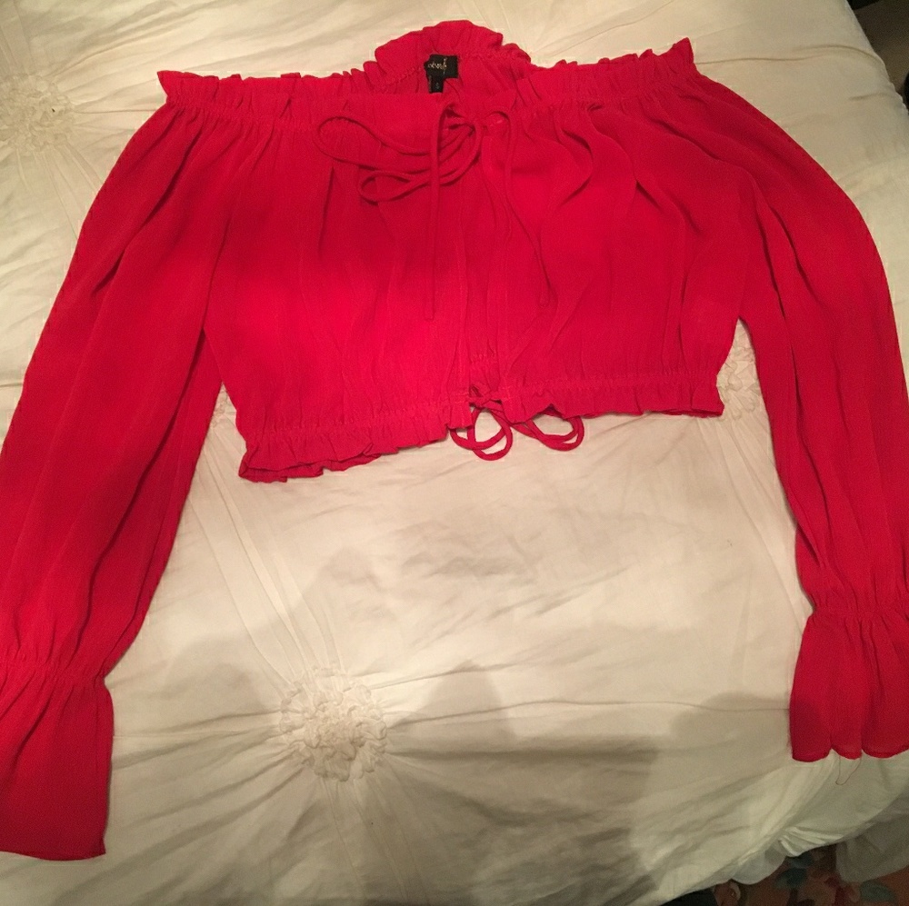Red Off Sleeve Crop